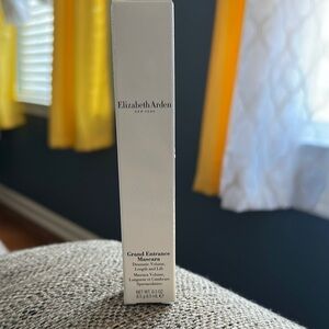 Elizabeth Arden White Bath & Body Skincare